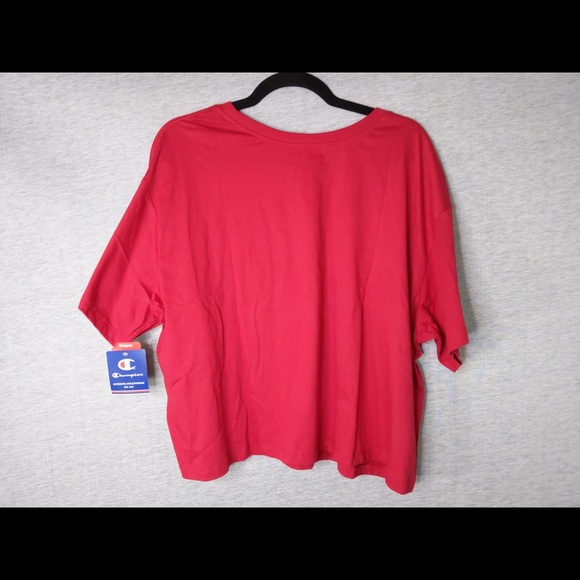 🎄 3/$35 👯‍♀️Host Pick⚡️Champion Logo Cropped Tee - Picture 4 of 12